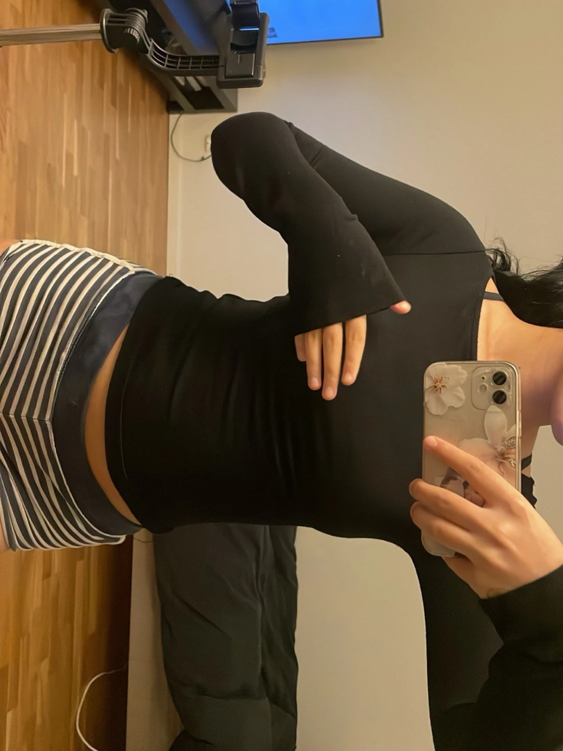 Svart långärmad topp från Nelly - 1