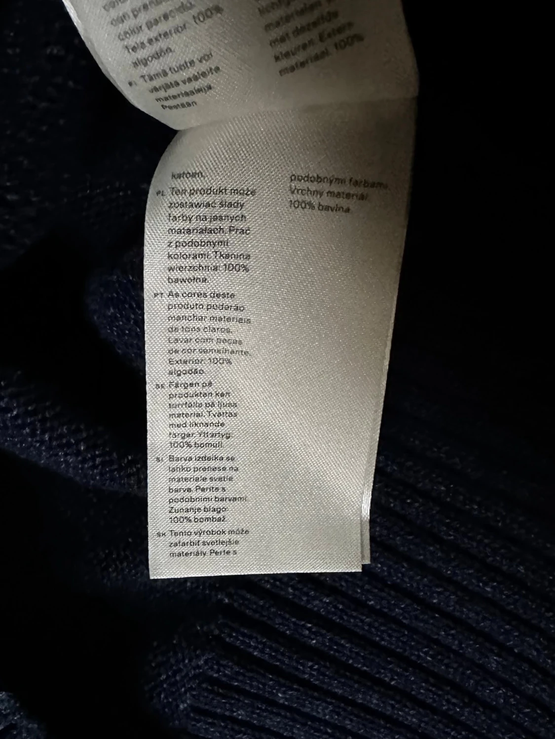 Mörkblå stickad tröja från Arket - 4