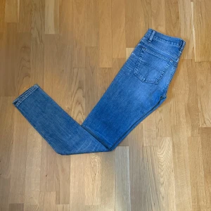 Tiger of sweden jeans - Tiger of sweden jeans | 27 32 | Toppskick | Fråga om du har fundering | 