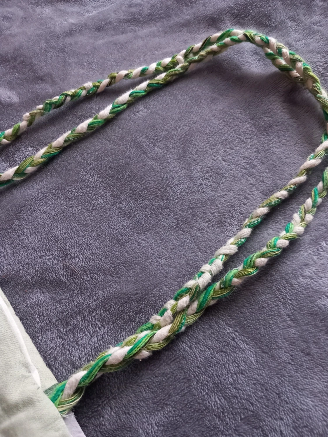 Ljusgrön handgjord shoppingväska med flätade handtag - 2