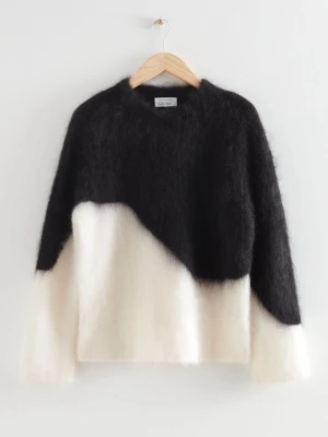 Stickad tröja - Använd med i gott skick