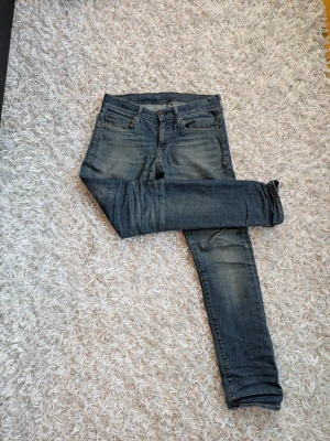 G-star jeans - 👖 G-star jeans 👖stl ≈ 28-30 / 164 | Bra skick | blåa | bekväma & stretchiga | slim/skinny | frakt 0–3 dagar | skriv vid frågor eller mer bilder | pris kan diskuteras! 