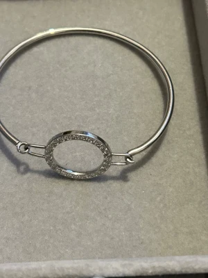 Edblad - armband  - Armband från Edblad i silver med glitter