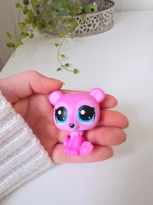 Littlest pet shop - Littlest pet shop, isbjörn Det finns fler i min profil för samfrakt