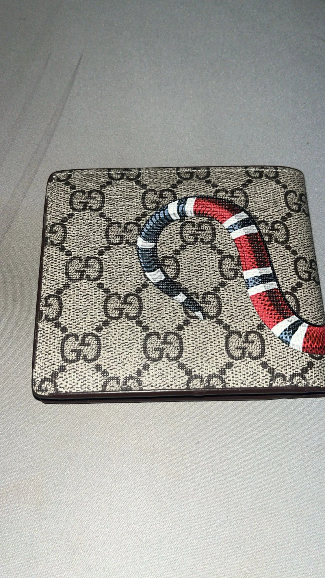 Säljer nu denna gg plånbok - 1