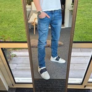 Replay jeans - Snygga Replay jeans i storlek 32 🤩.                         Pris kan diskuteras