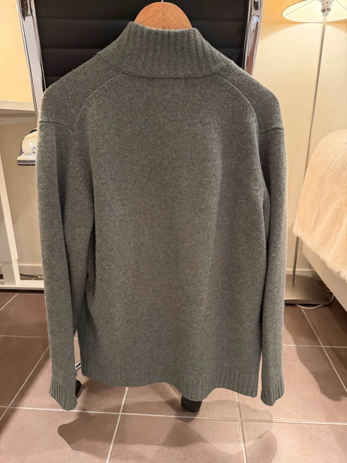 Alan pain cardigan - 1