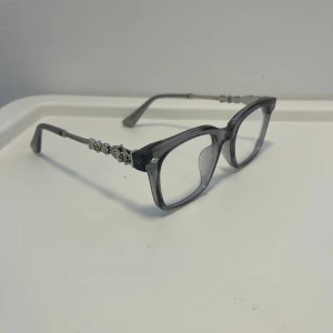 chrome heart inspirerande glasögon gråa - helt nya