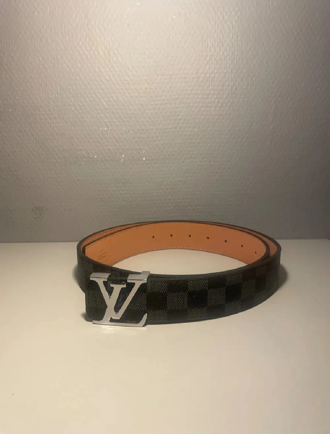 Louis Vuitton rutig svart bälte