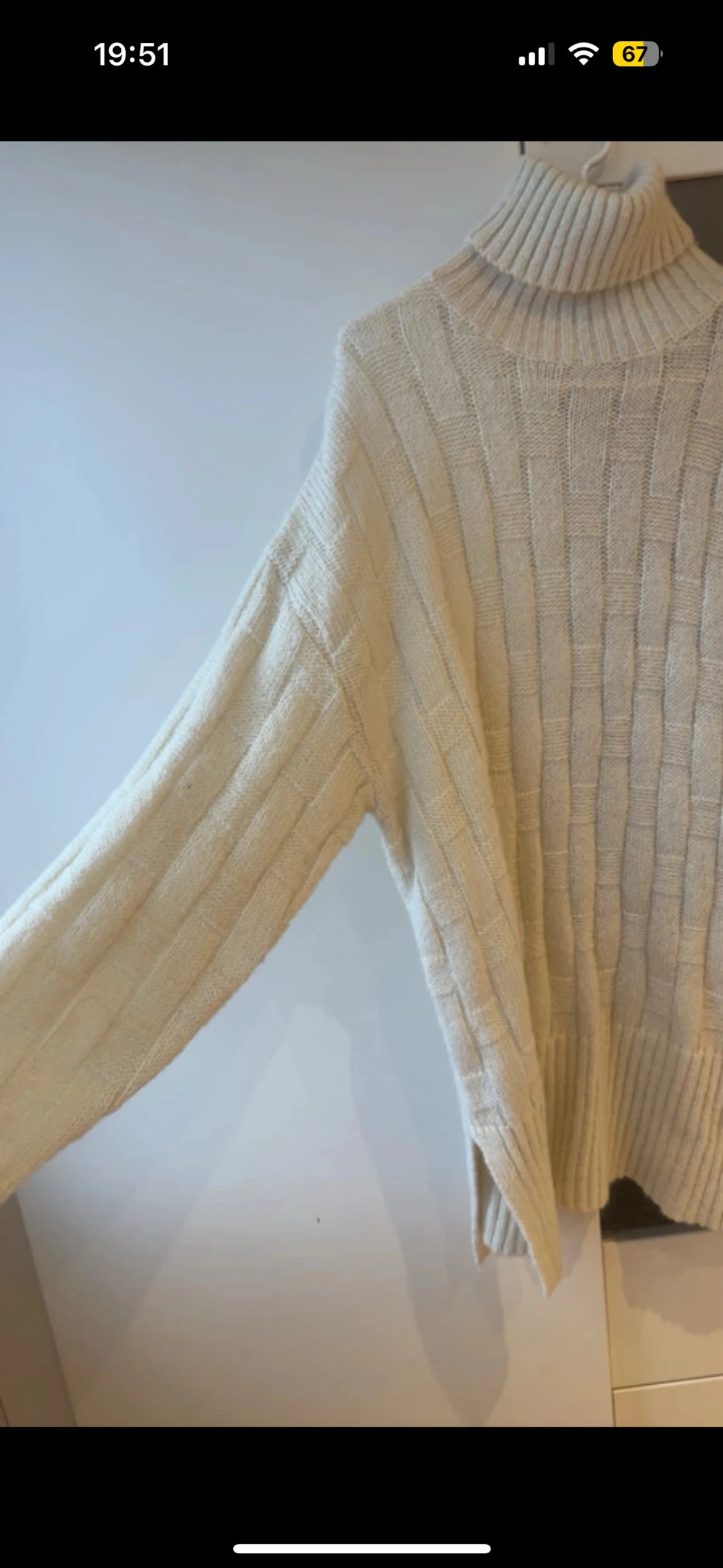 Beige ribbad polotröja stickad - 2