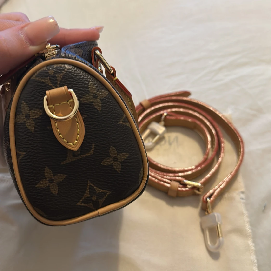 Louis Vuitton monogram axelväska mini - 2