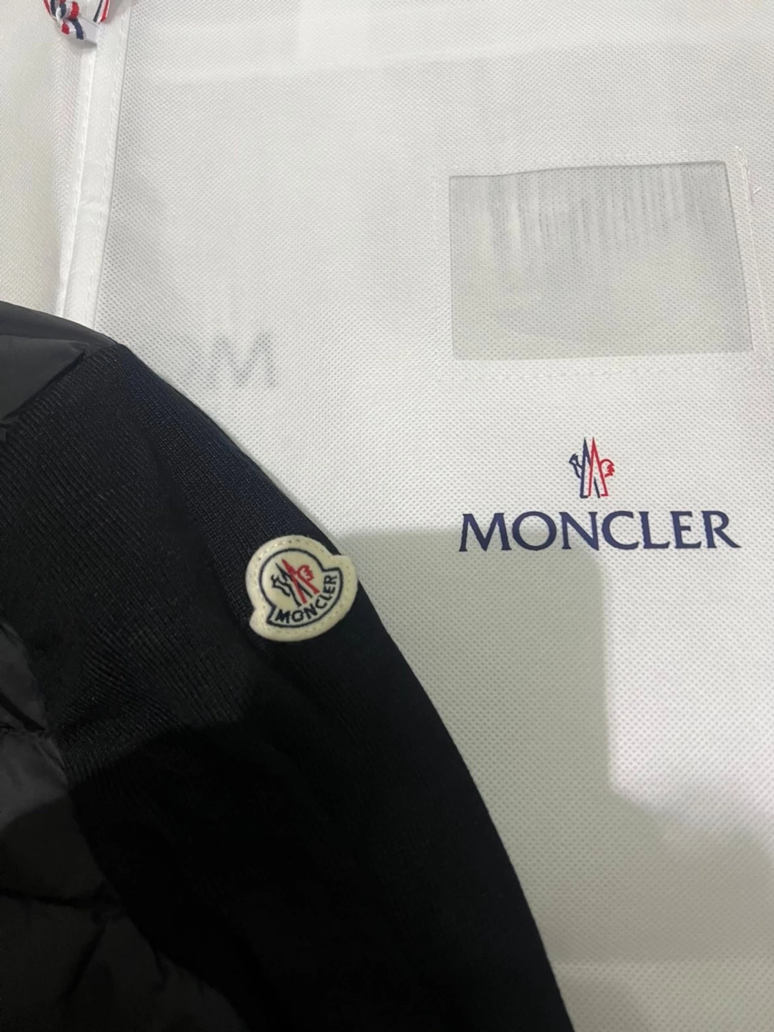 Moncler cardigan dam  - 1