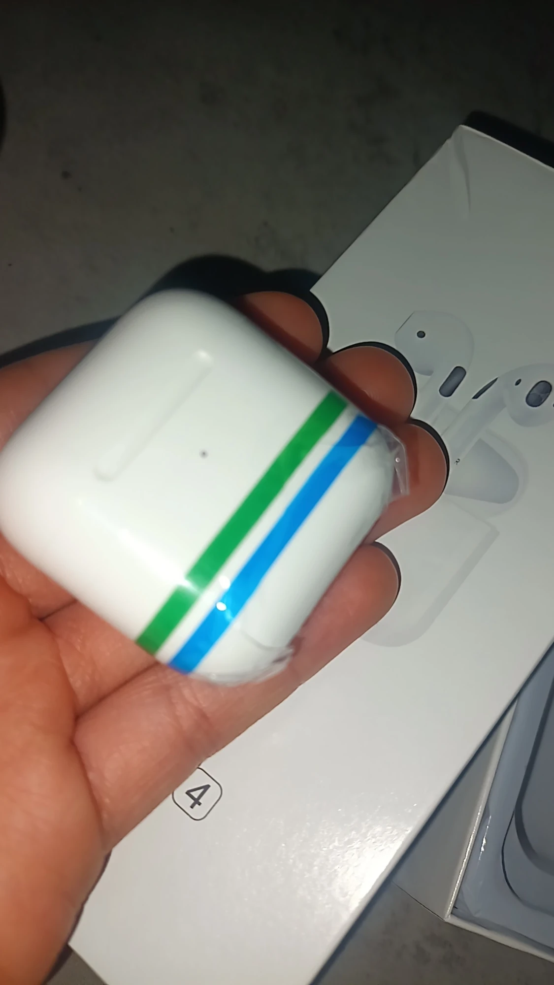 Pro 4 trådlösa hörlurar - 1