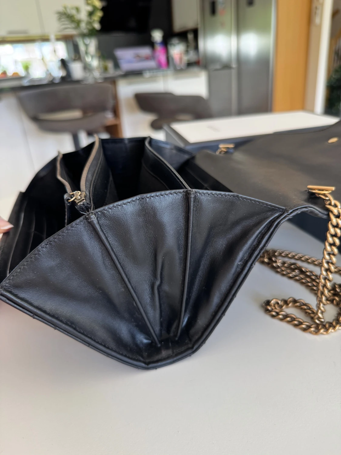 Svart Gucci axelväska i skinn - 4