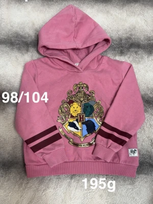 Harry potter tröja - Sparsamt använd. Storlek 98/104