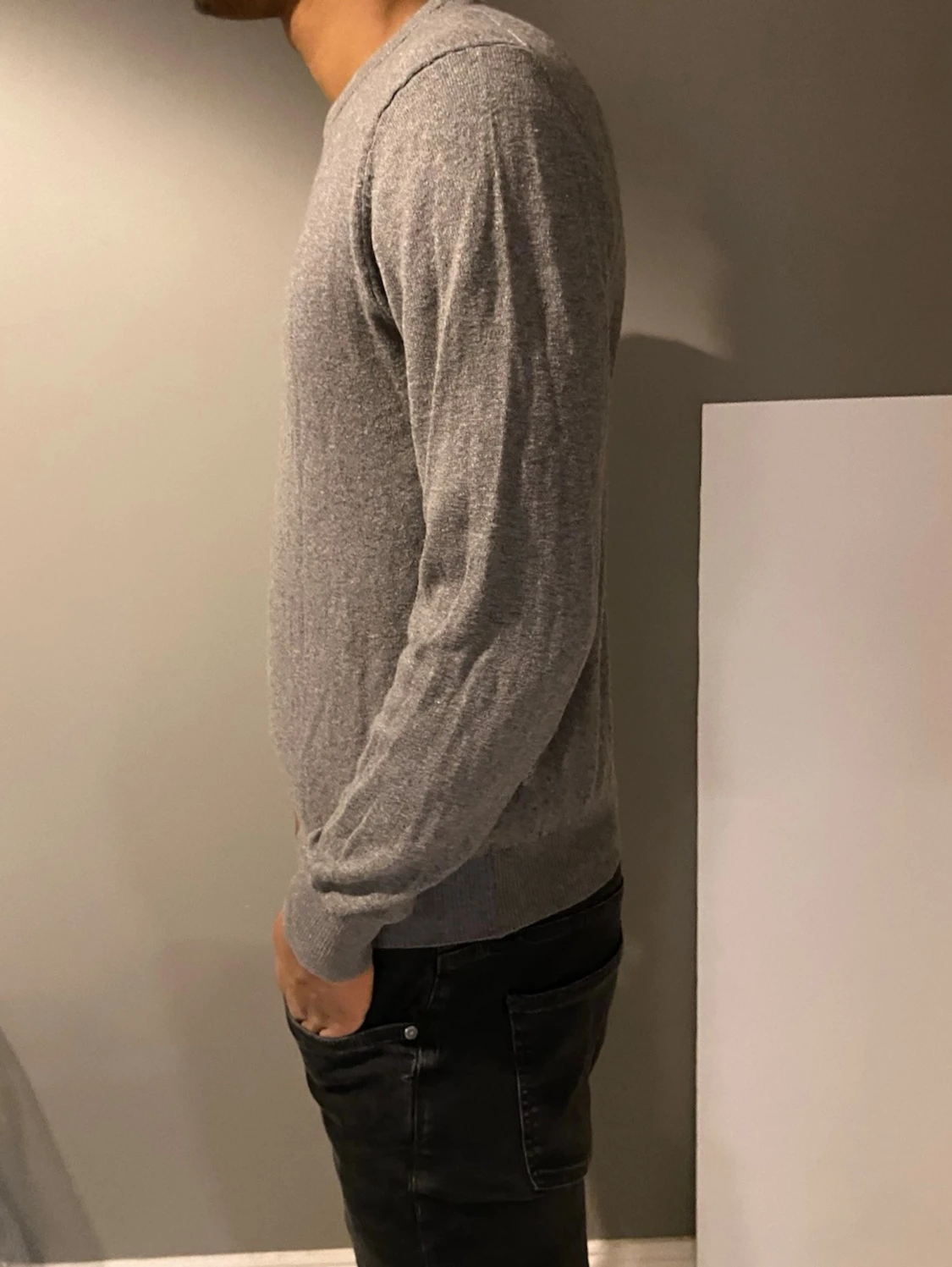 Grå ulltröja - 1
