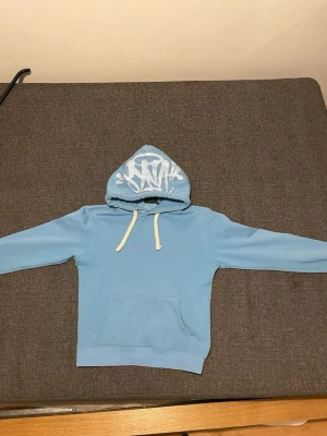 Syna world hoodie - Syna world hoodie i bra kondition 