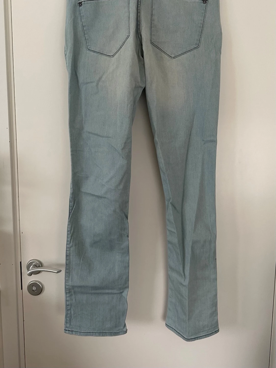 Ljusa jeans från Emilio - 1