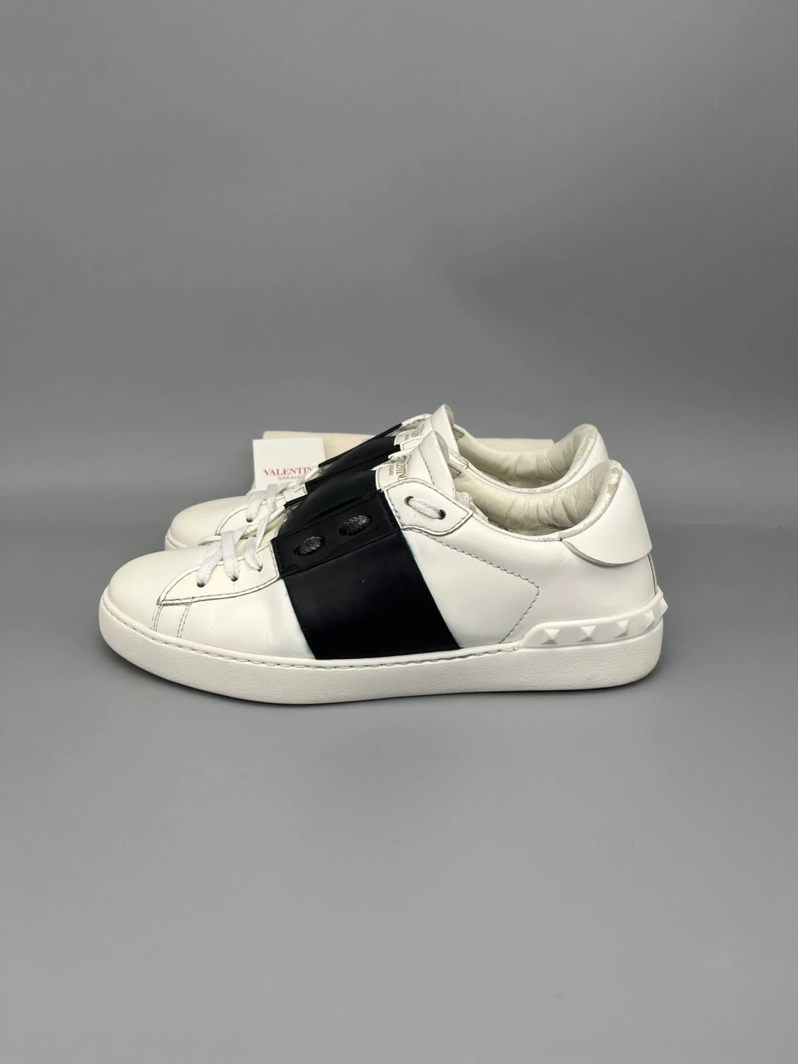 Valentino Open Sneaker Svart