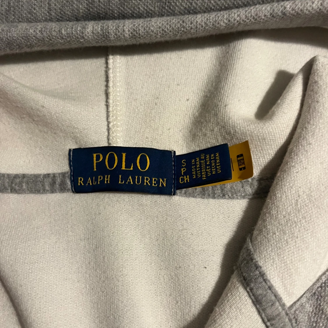 Grå hoodie från Polo Ralph Lauren - 1