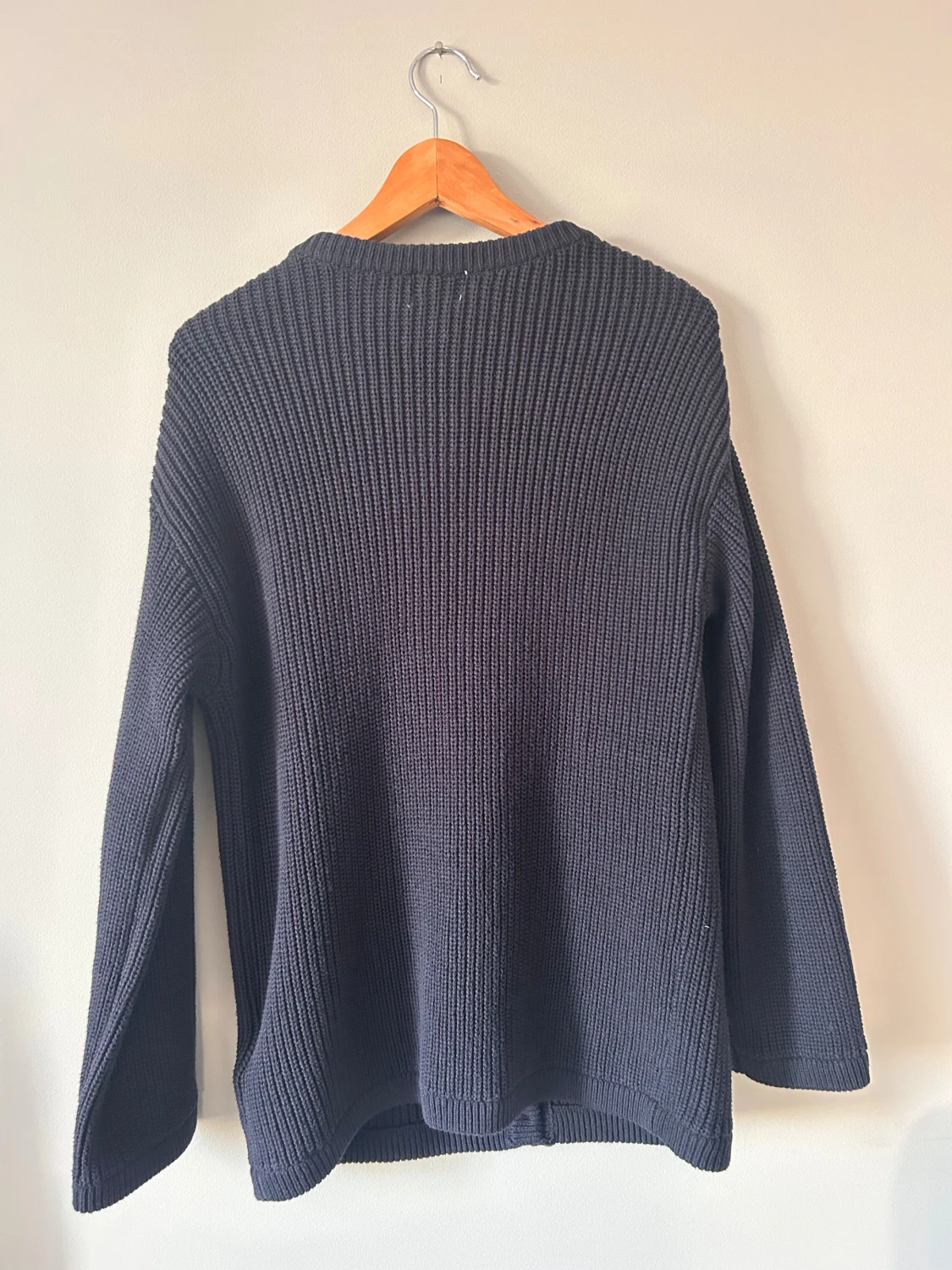 Mörkblå stickad kofta från H&M - 1