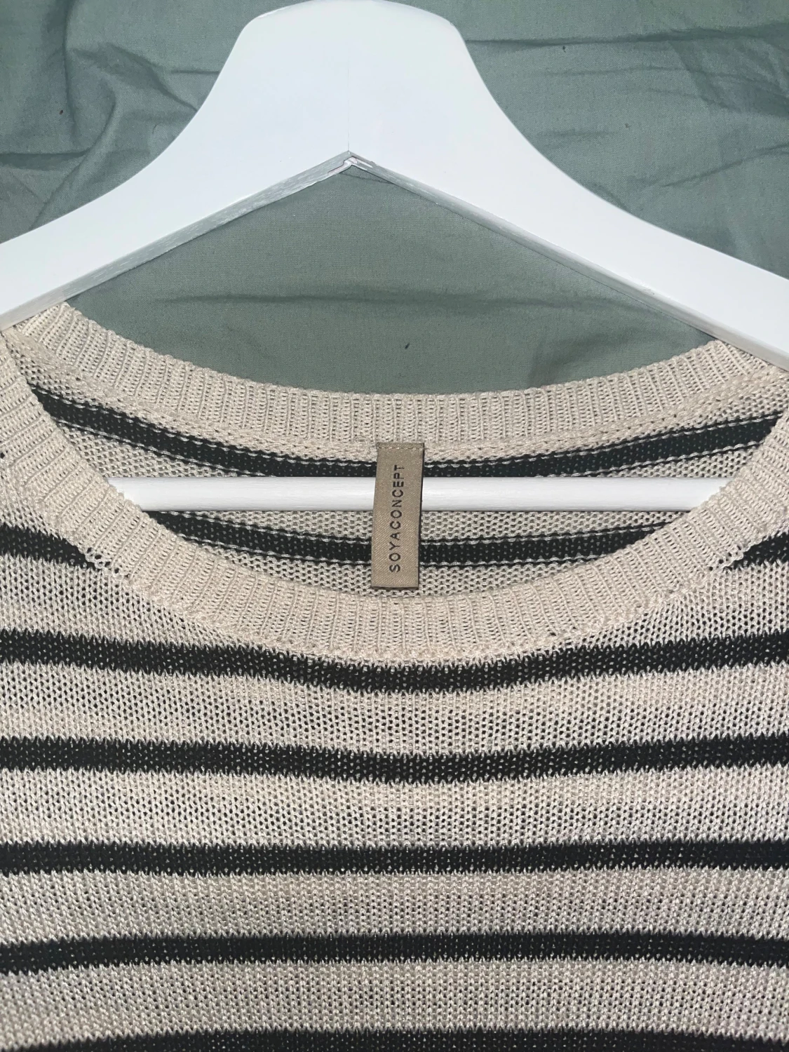 Randig stickad tröja från Soyaconcept - 1