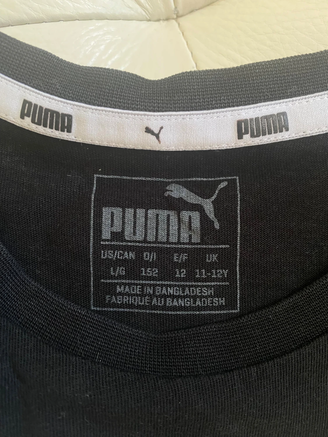 Svart Puma t-shirt med vit logga