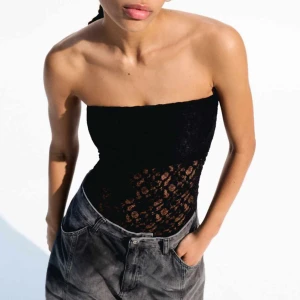 Body - Såå snygg spetsbody från ASOS som tyvärr var för liten😥 helt ny med lappar kvar! 