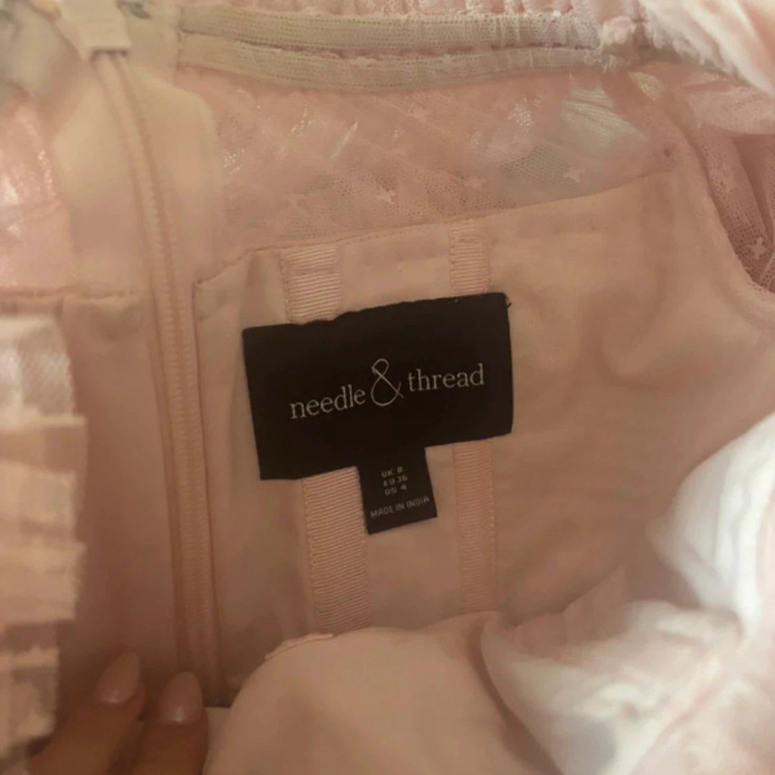 Rosa volangklänning Needle & Thread - 3