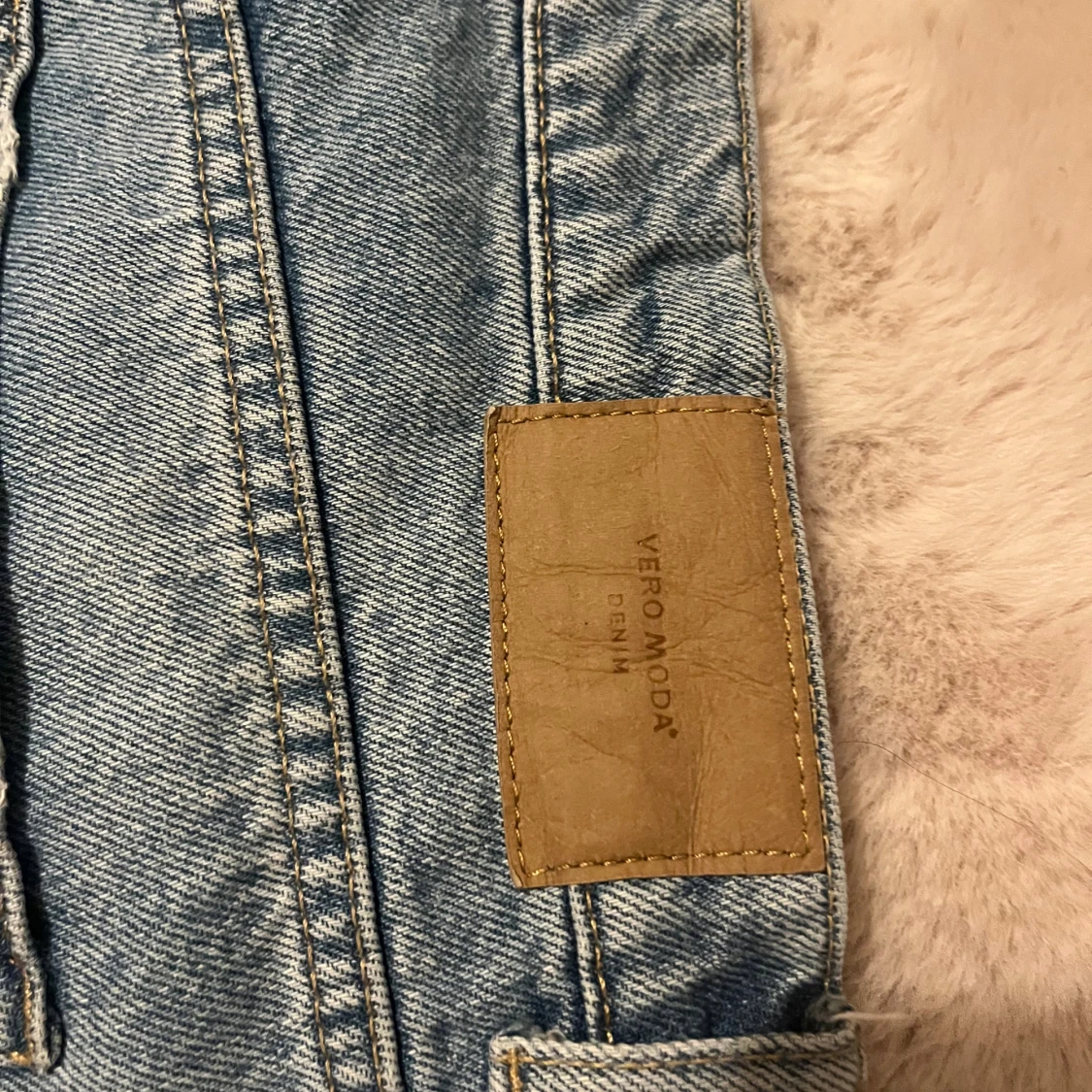 Ljusblå raka jeans från Vero Moda - 2