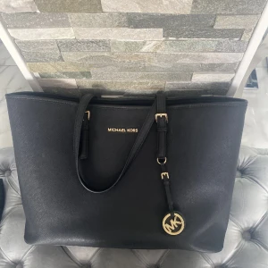 Michael kors väska för damer - Felfri och ren väska