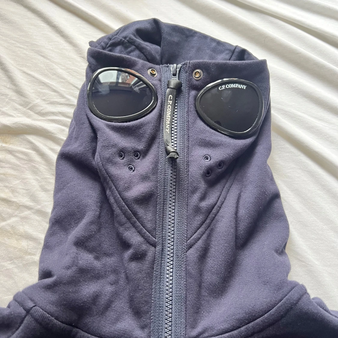 Svart hoodiejacka från C.P. Company - 1