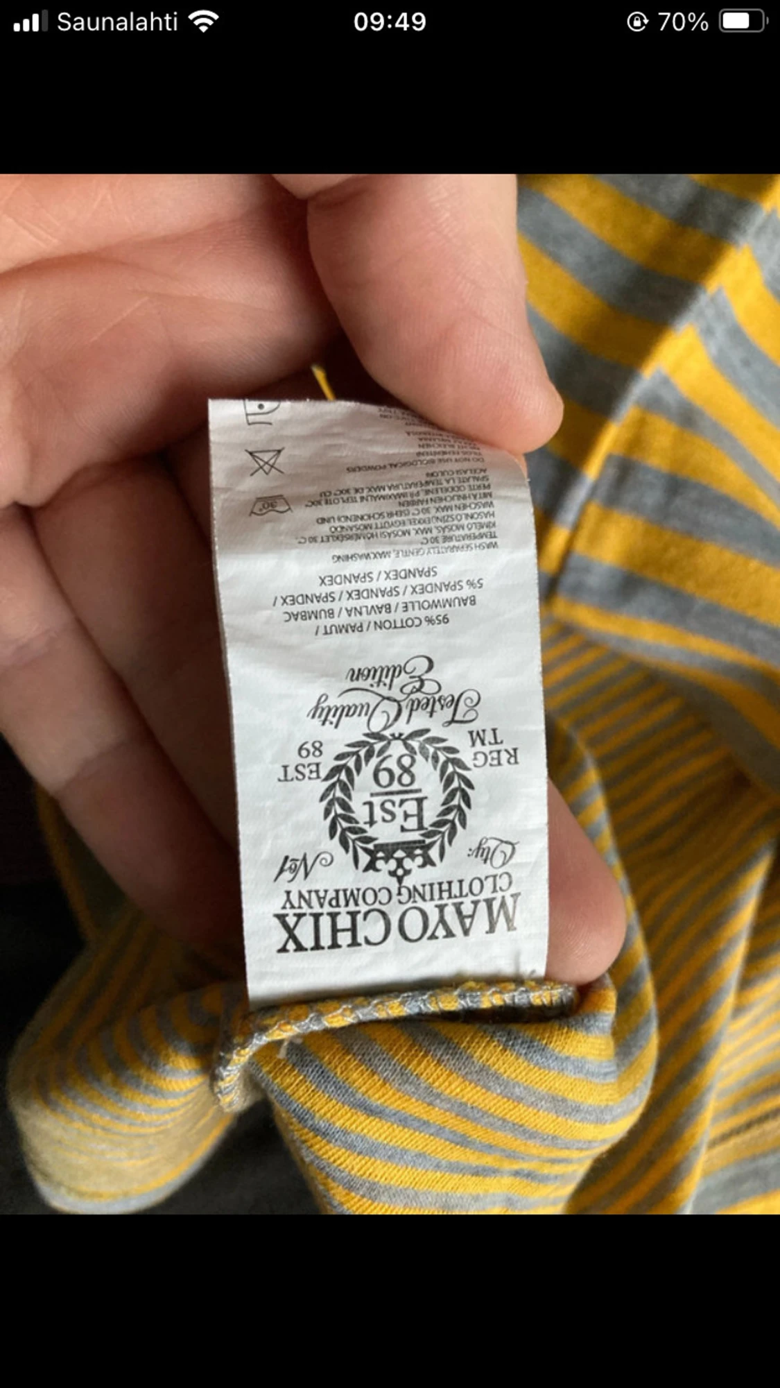 Randig gul och grå t-shirt från Mayochix