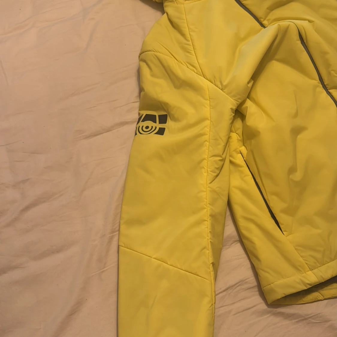 Gul pufferjacka från Sail Racing - 1