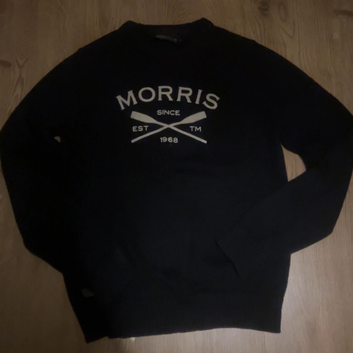 Svart stickad tröja Morris R Club