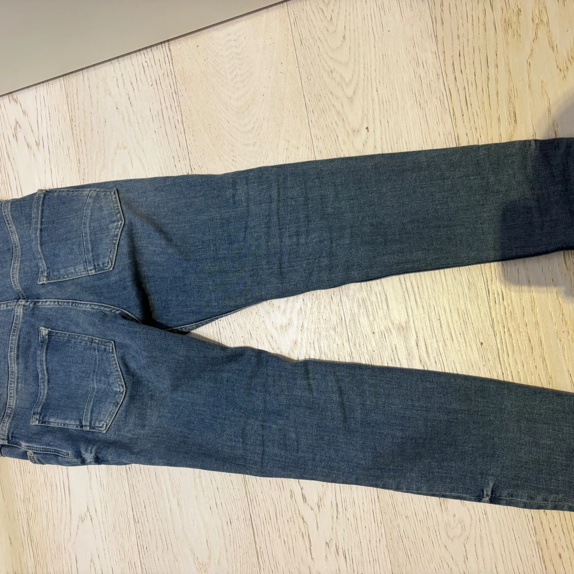 Blå skinny jeans från Zara - 1