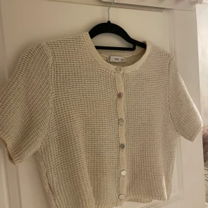 Stickad topp från mango  - Jätte bra skick 