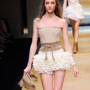 Dolce & Gabbana Rare Suede Fringe Waist Belt S/S 2010 Runway Collection - ♡ Beautiful rare suede fringe waist belt from Dolce & Gabbana S/S (Spring/Summer) 2010 runway collection. ♡ One size (65 cm/26 inches) but the belt is adjustable and elastic. ♡ So gorgeous and boho chic. ♡ Made in Italy. 