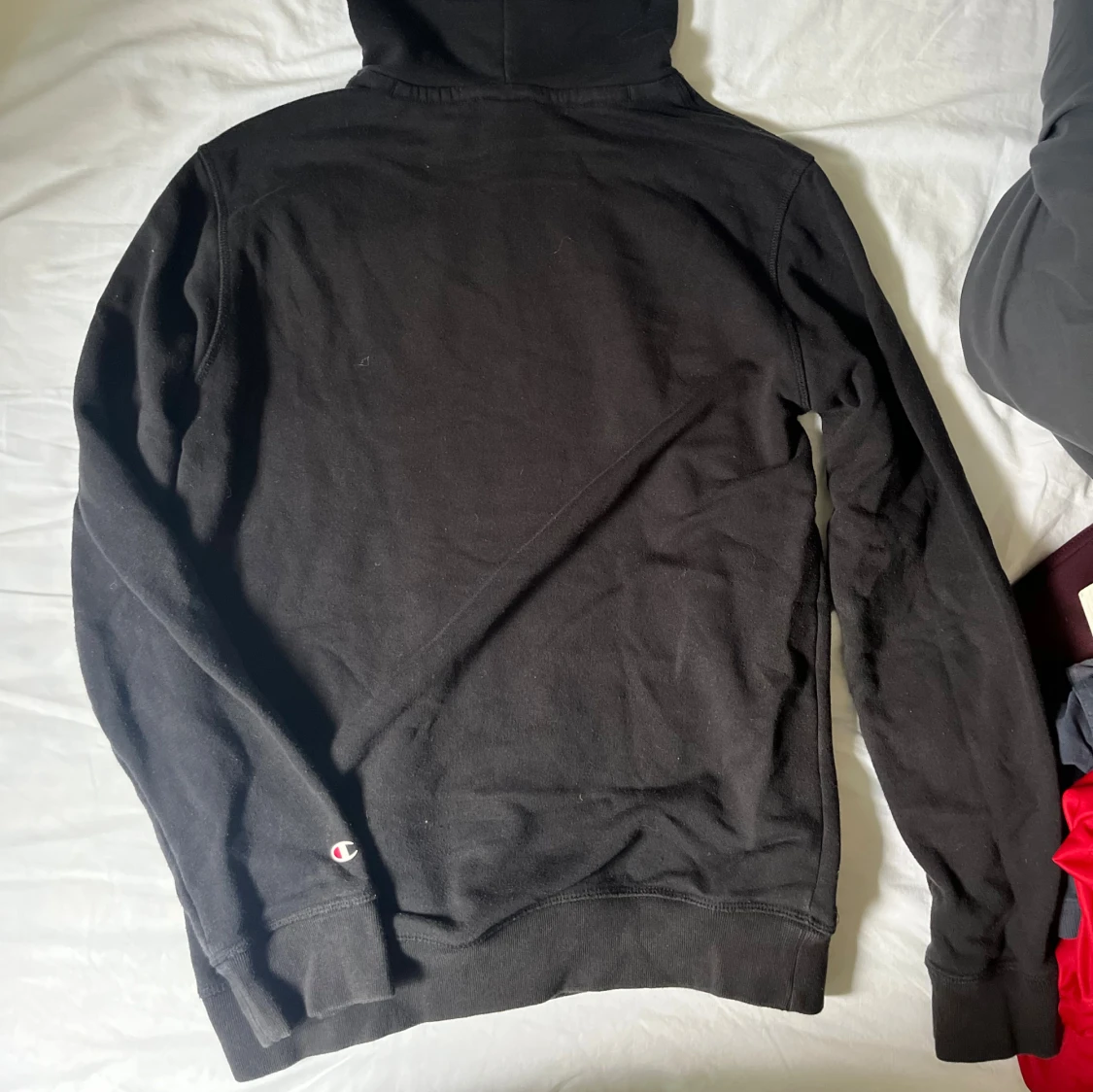 Svart hoodie från Champion M - 1