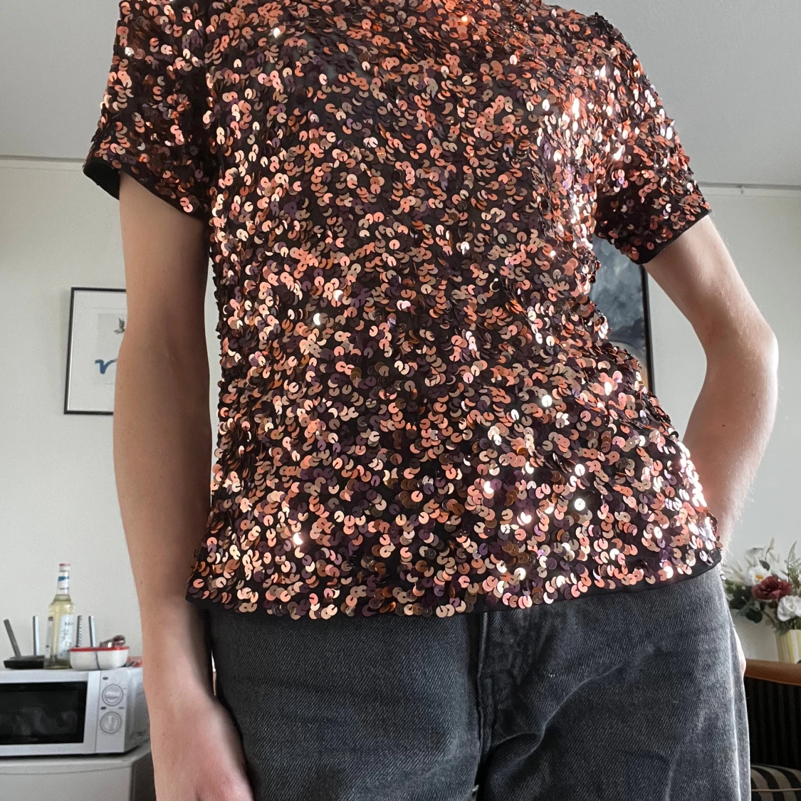 Glittrig paljettopp i koppar och svart - 2