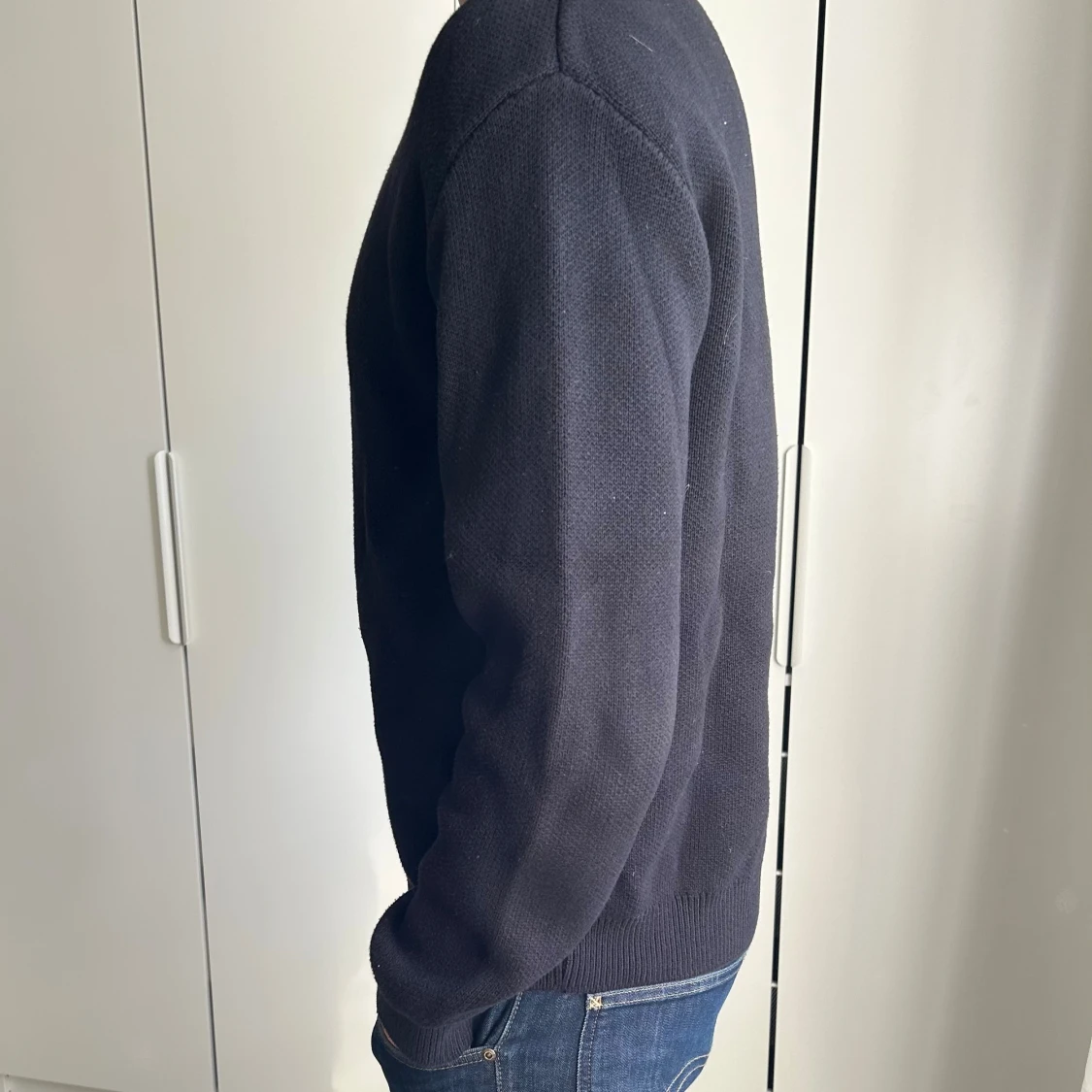 Svart stickad tröja - 1