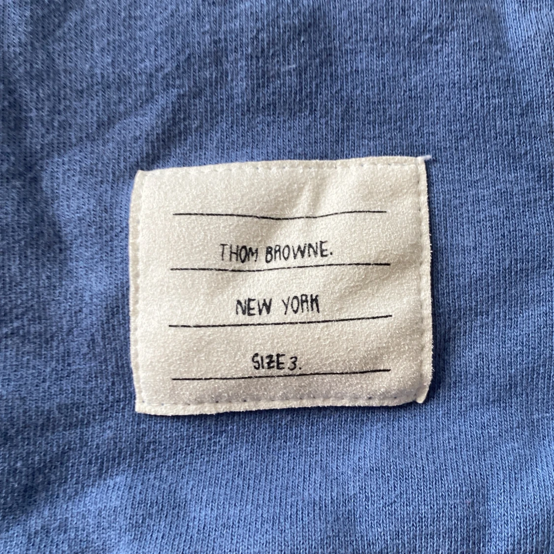 Blå hoodie från Thom Browne med ränder - 2