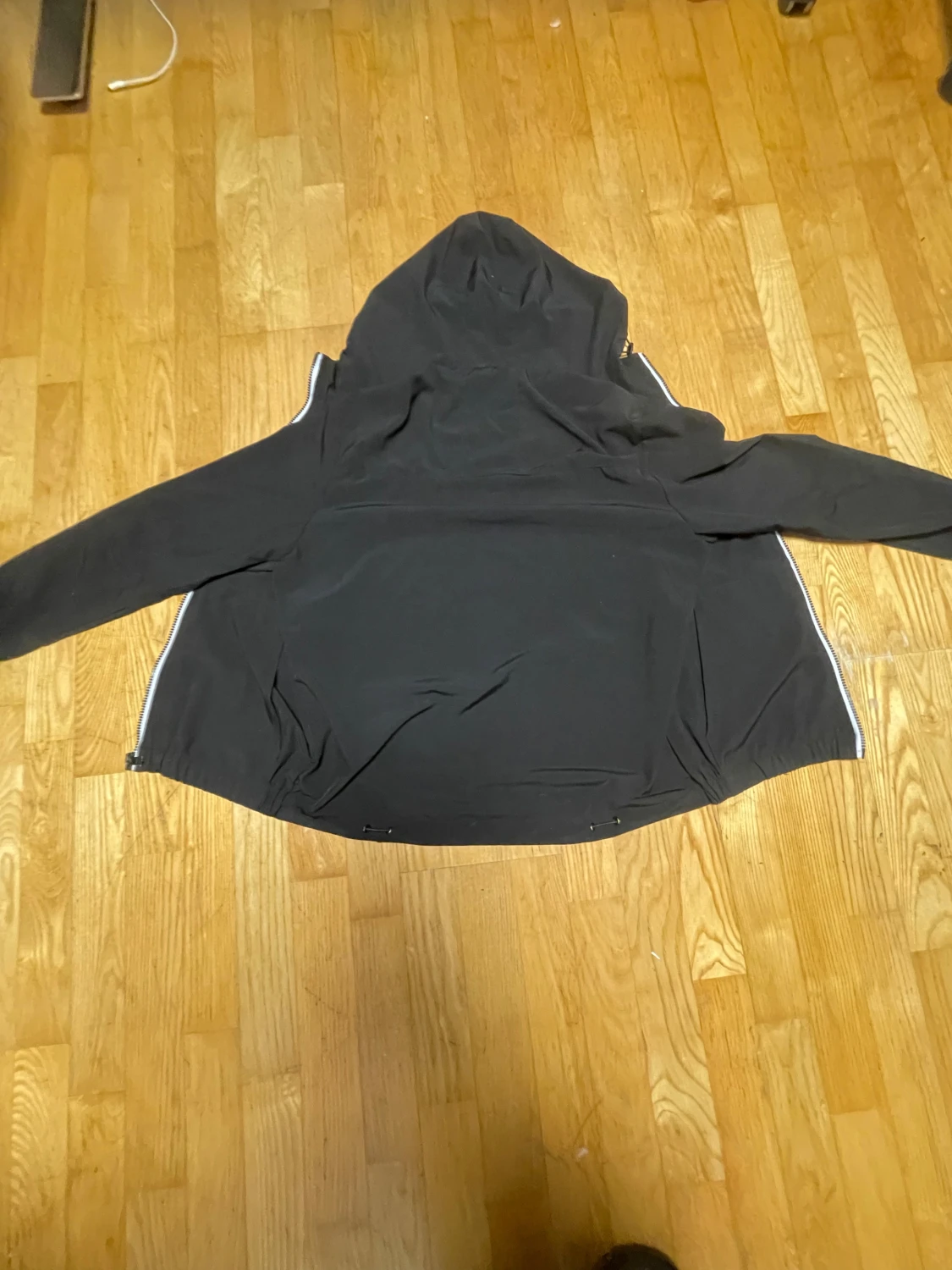Svart vindjacka från D Project S - 1
