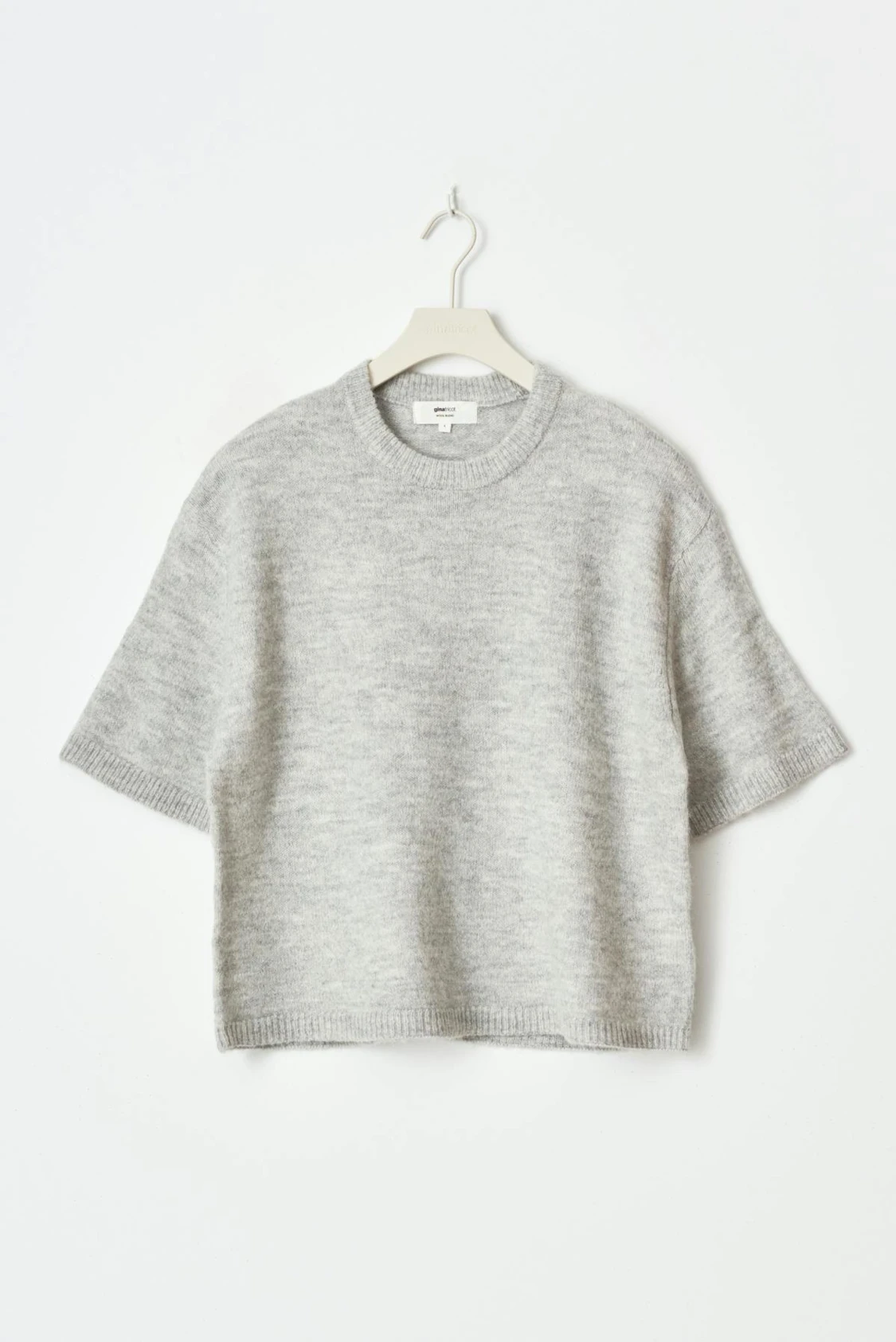 Grå stickad tröja från Gina