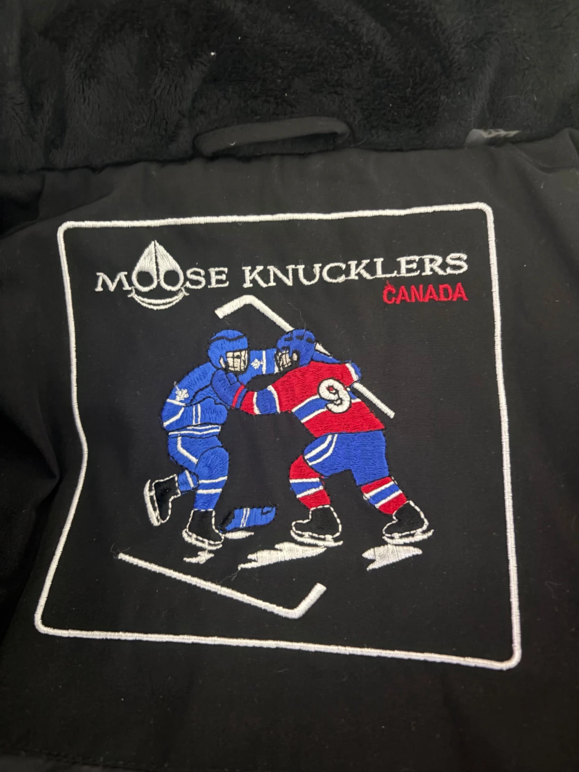 Svart pufferjacka Moose Knuckles - 1