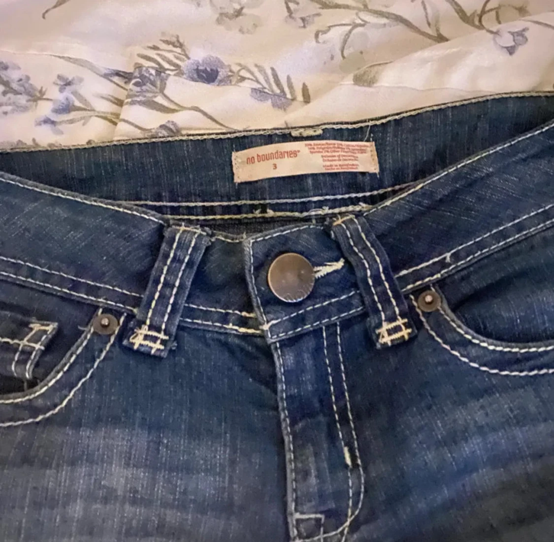 Lågmidjade bootcut jeans no boundries  - 5