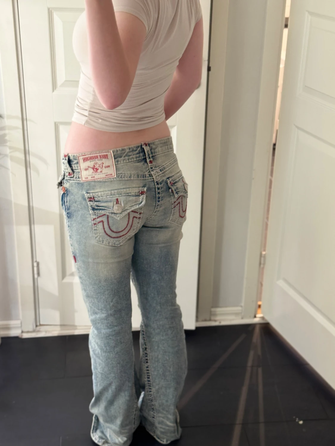True Religion lågmidjade bootcut jeans - 3