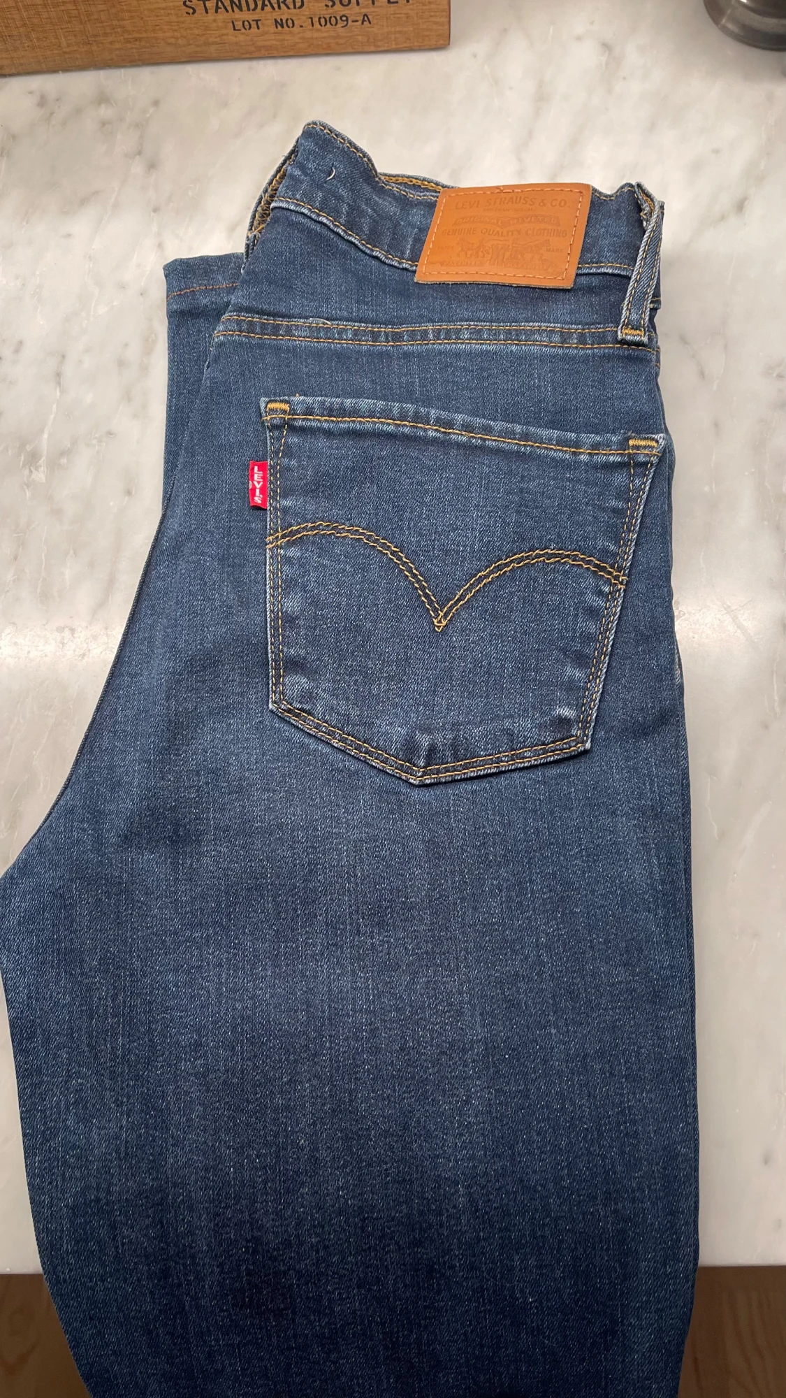 Levi's blå jeans med klassisk passform