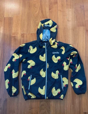 Vind jacka  - Jätte fint Sint skick helt ny!