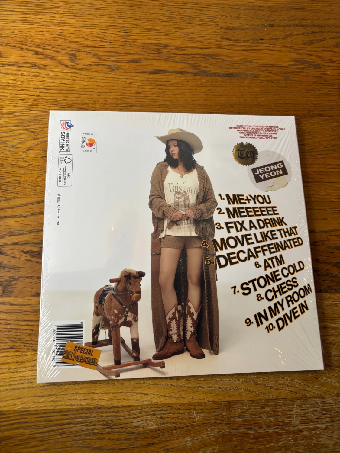 Nytt oöppnat Twice album + Pob poster  - 2